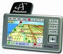 En stationär GPS-navigator med stor display som använder GPS-systemet till GPS-mottagning.